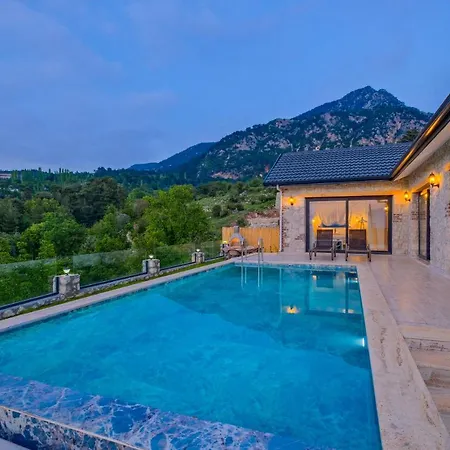 Pegasusstonehouse Villa