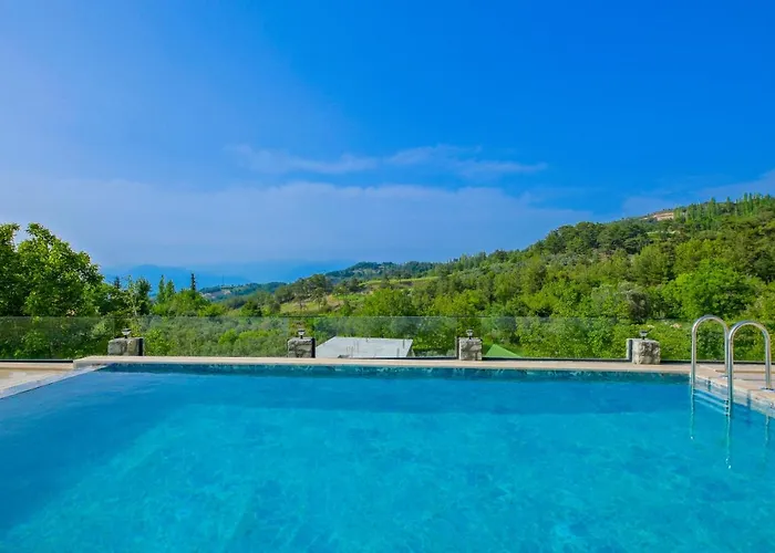 فيلة Pegasusstonehouse